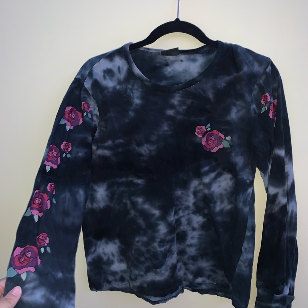 long sleeve roses